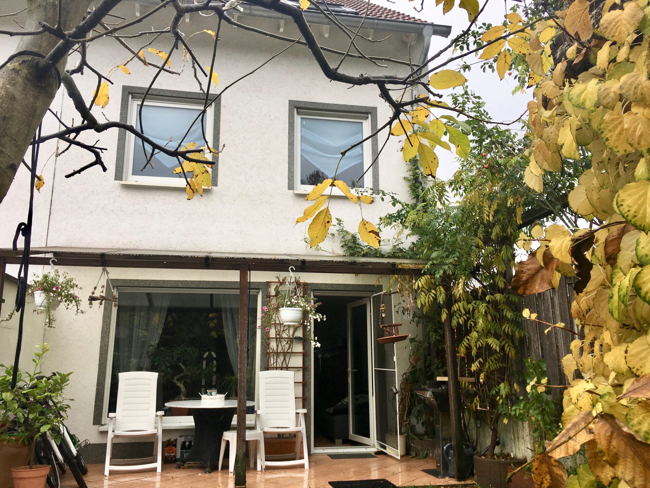 VERKAUFT: Happy Family Home – fast neues REH mit ganz viel Platz auch für die große Familie